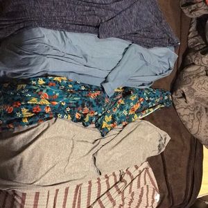 Size xl SARAH smoke/animal free- no holes.